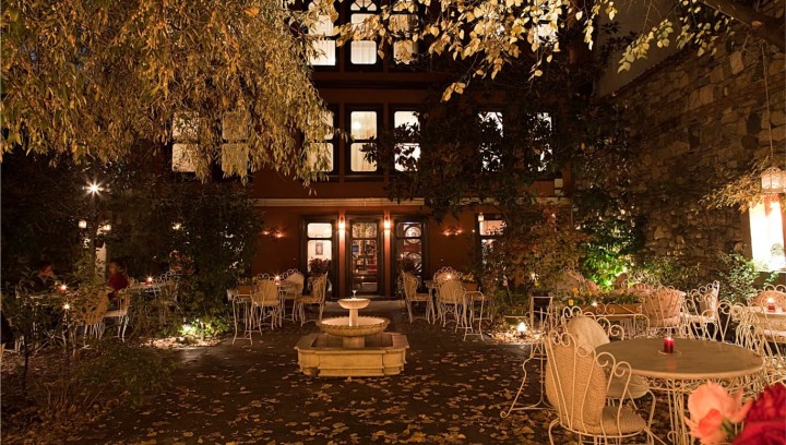 Bir Bursa efsanesi: Kitap Evi Otel fotoğrafı