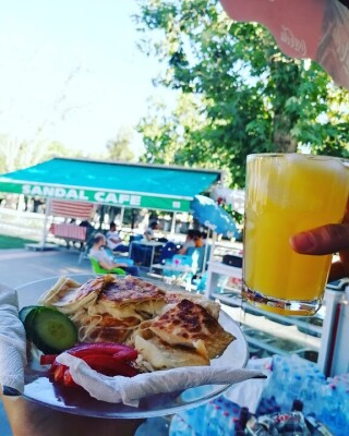 Sandal Cafe