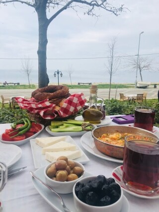 Yar Cafe
