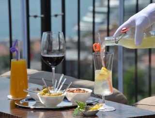 Hezarfen Cafe Bar Lounge 