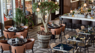 Zoie Brasserie & Lounge