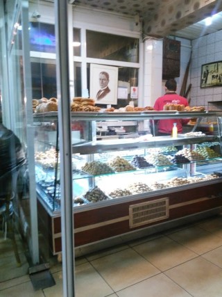 Enver Simit Kafe