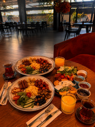 Parkpoint Cafe Mut