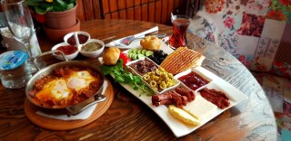 Geye Cafe / Nalbantoğlu