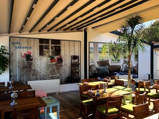 Urla Yakamoz Cafe Restoran