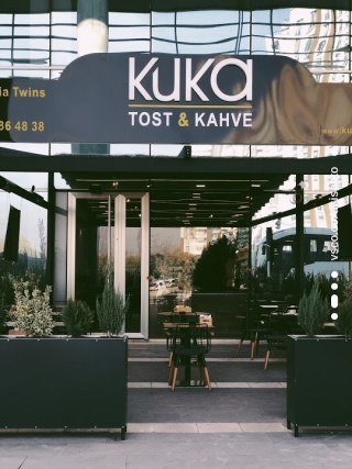 KUKA TOST & KAHVE VIA TWINS