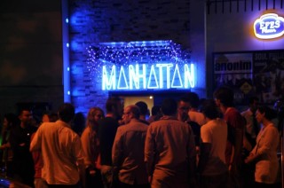 Manhattan Rock Bar
