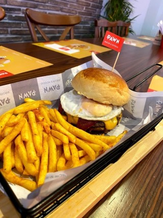 Pawn Burger & Hotdog