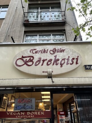 Tarihi Güler Börekçisi