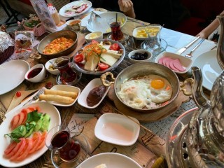 Bilinçsel B Cafe Eryaman