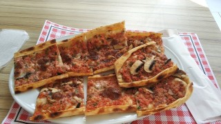 Zeytin Pide