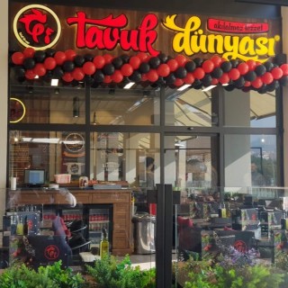 Tavuk Dünyası