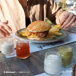 No Fork Burger