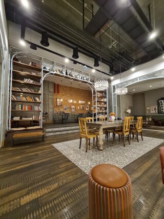 Caffè Nero Emaar Square Mall