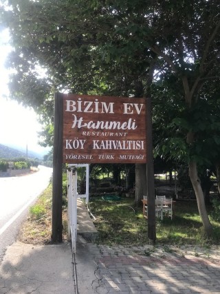 Bizim Ev Hanımeli Restoran