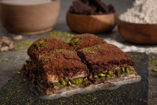 Yaşar Usta Burma Kadayıf & Baklava - Bakırköy Şube