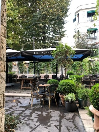 Caffe Nero Bebek