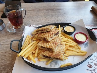Fesleğen Simit Cafe