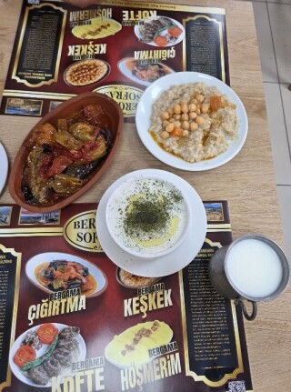Bergama Sofrası Bergama Köfte