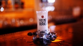Aramızda Karaköy
