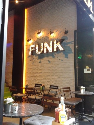 FUNK Cafe Bar