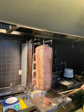 ALÂ DÖNER
