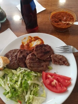 KÖFTECI MÜMİN USTA