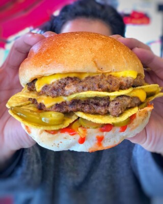 Burgerdinho Via Flat