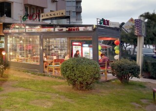 G'HOT Pizzeria