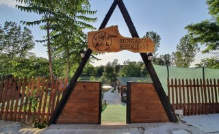 Darius Bungalov & Restaurant