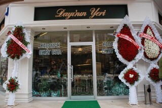 Dayının Yeri Kadayıf Ve Billuriye