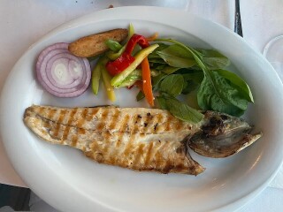 Akıntı Burnu Balık Restaurant