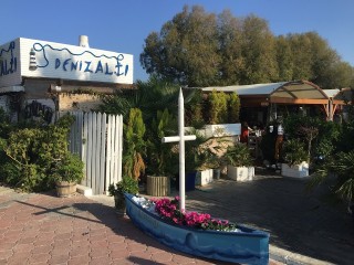 DENIZALTI Cafe & Restaurant