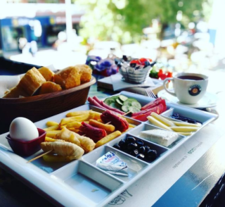 PAPYON LOUNGE BİSTRO