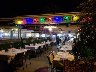 Neşeli Restaurant