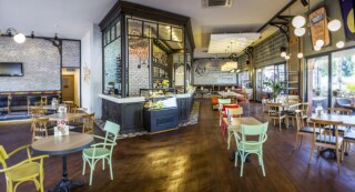 Shakespeare Coffee & Bistro