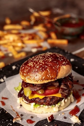 Ohannes Burger Bostanlı