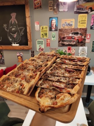 Patlican Pide Pizza Waffle Yaşamkent