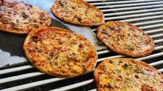 Hira Pide Lahmacun Ve Döner Salonu