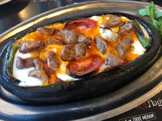 Et Nağme Etli Ekmek Ve Izgara Salonu