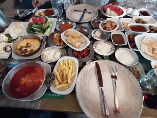 Zeugma Park Cafe Restaurant