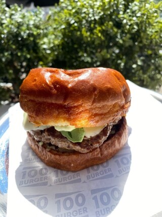 100 Burger