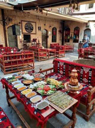 Büdeyri Hanı 'Büdeyri Ala Cafe'