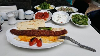 Yüzevler Restoran