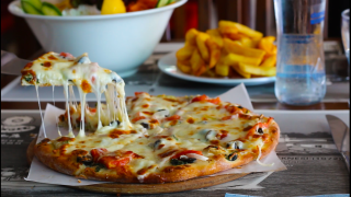 Sünger Pizza Turgutreis