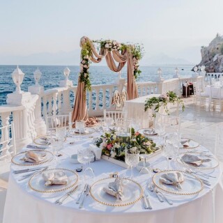 Arma Restaurant