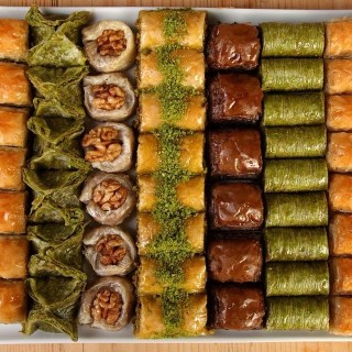 Karaköy Güllüoğlu
