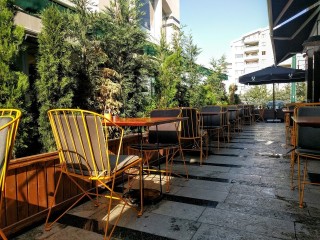 Eagles Coffee & Food Studio