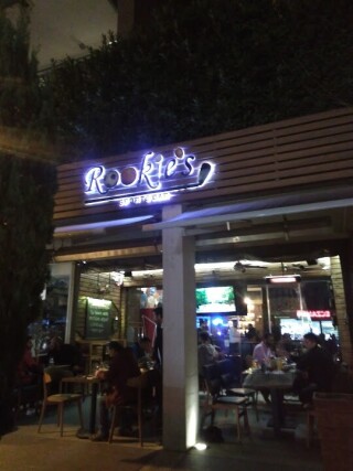 Rookies Bar
