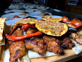 Hake Kardeşler Kebap